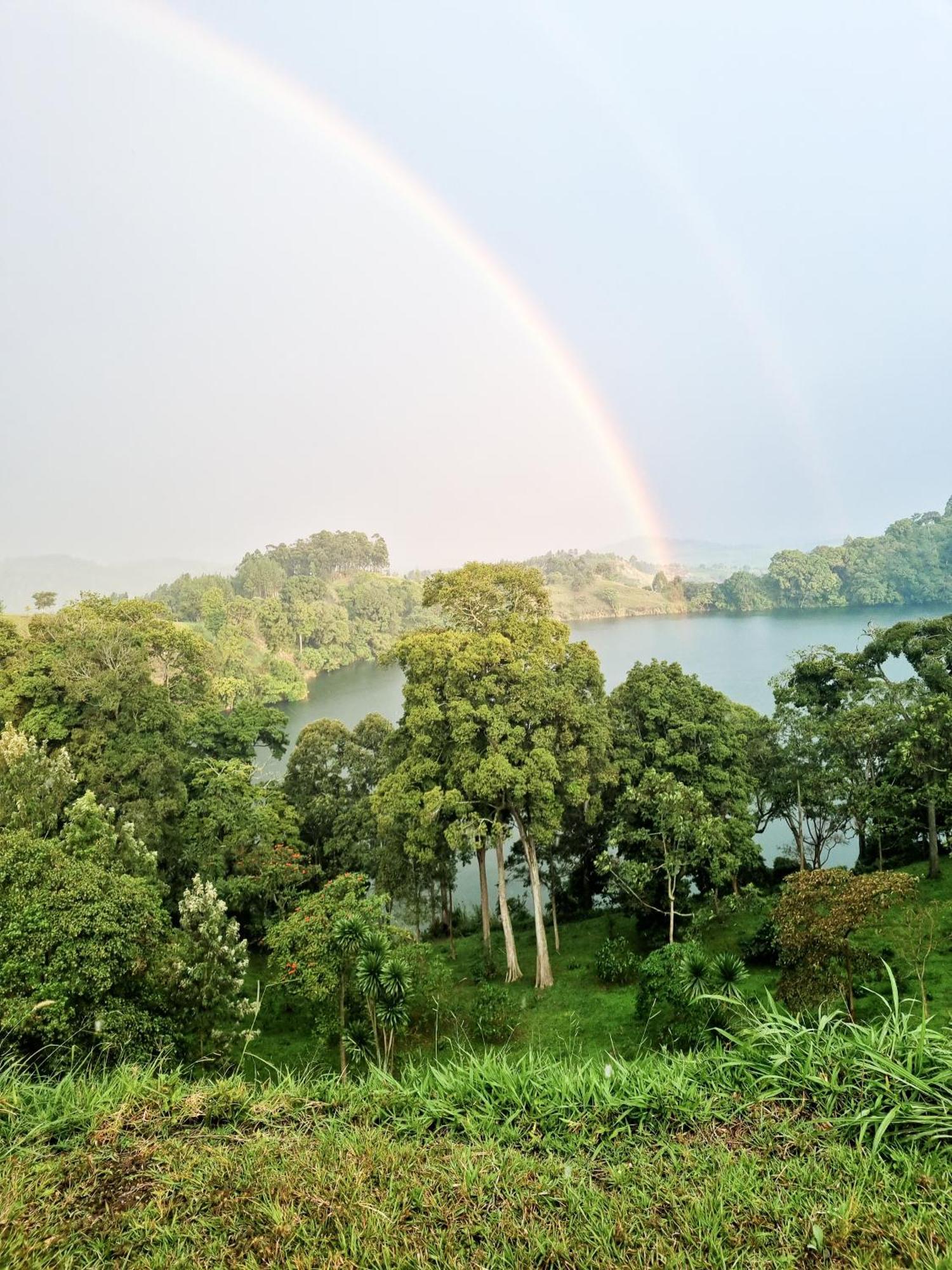 Lake Nyamirima Cottages Fort Portal Екстер'єр фото