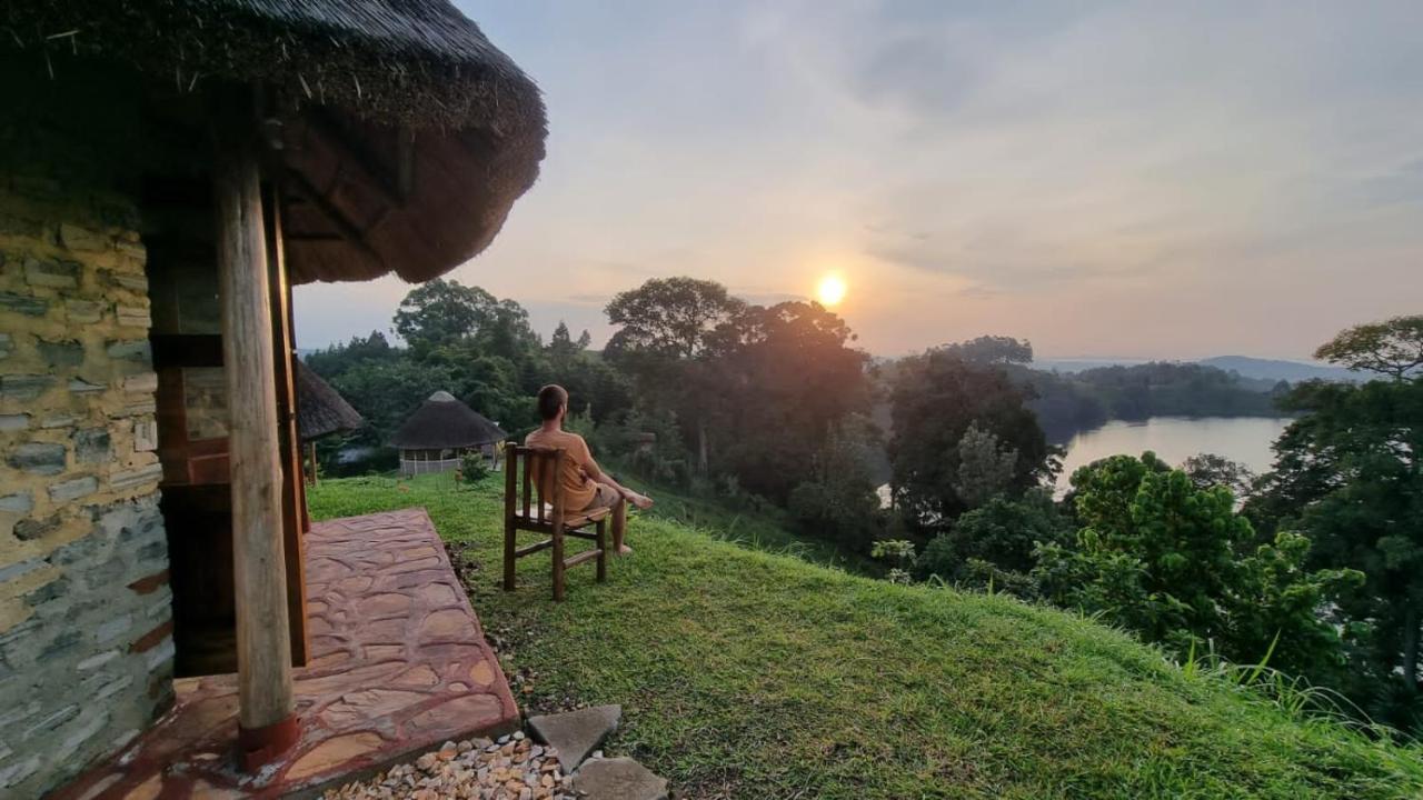Lake Nyamirima Cottages Fort Portal Екстер'єр фото