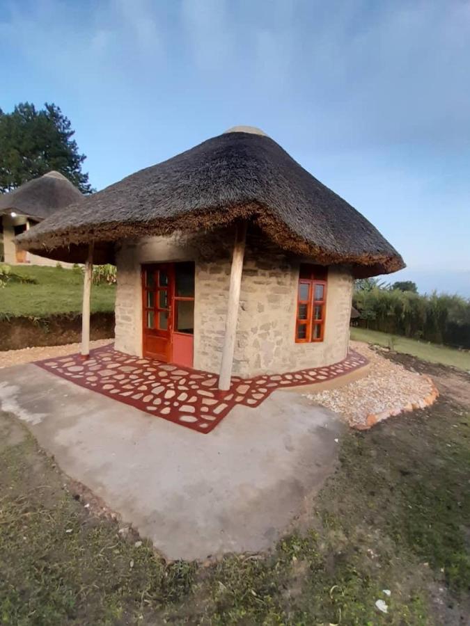 Lake Nyamirima Cottages Fort Portal Екстер'єр фото